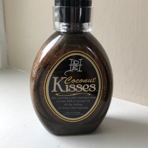 Ed Hardy Coconut Kisses Tanning Lotion